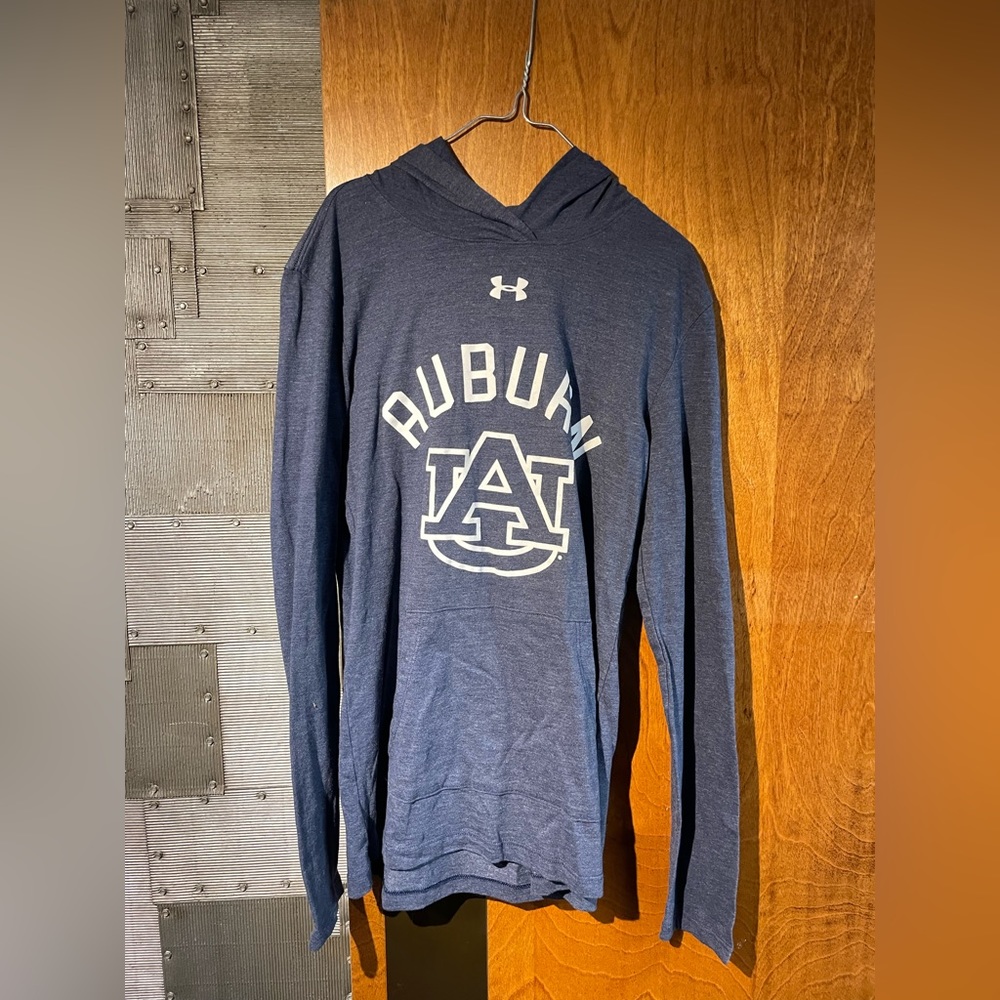 Auburn Under Armour Women’s Small Navy Long Sleeve Hoodie T-Shirt.